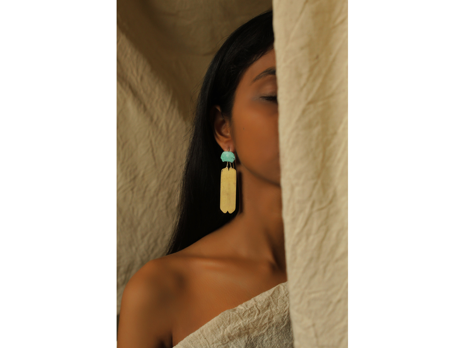 oversized beetle | earrings_teal - Image 2