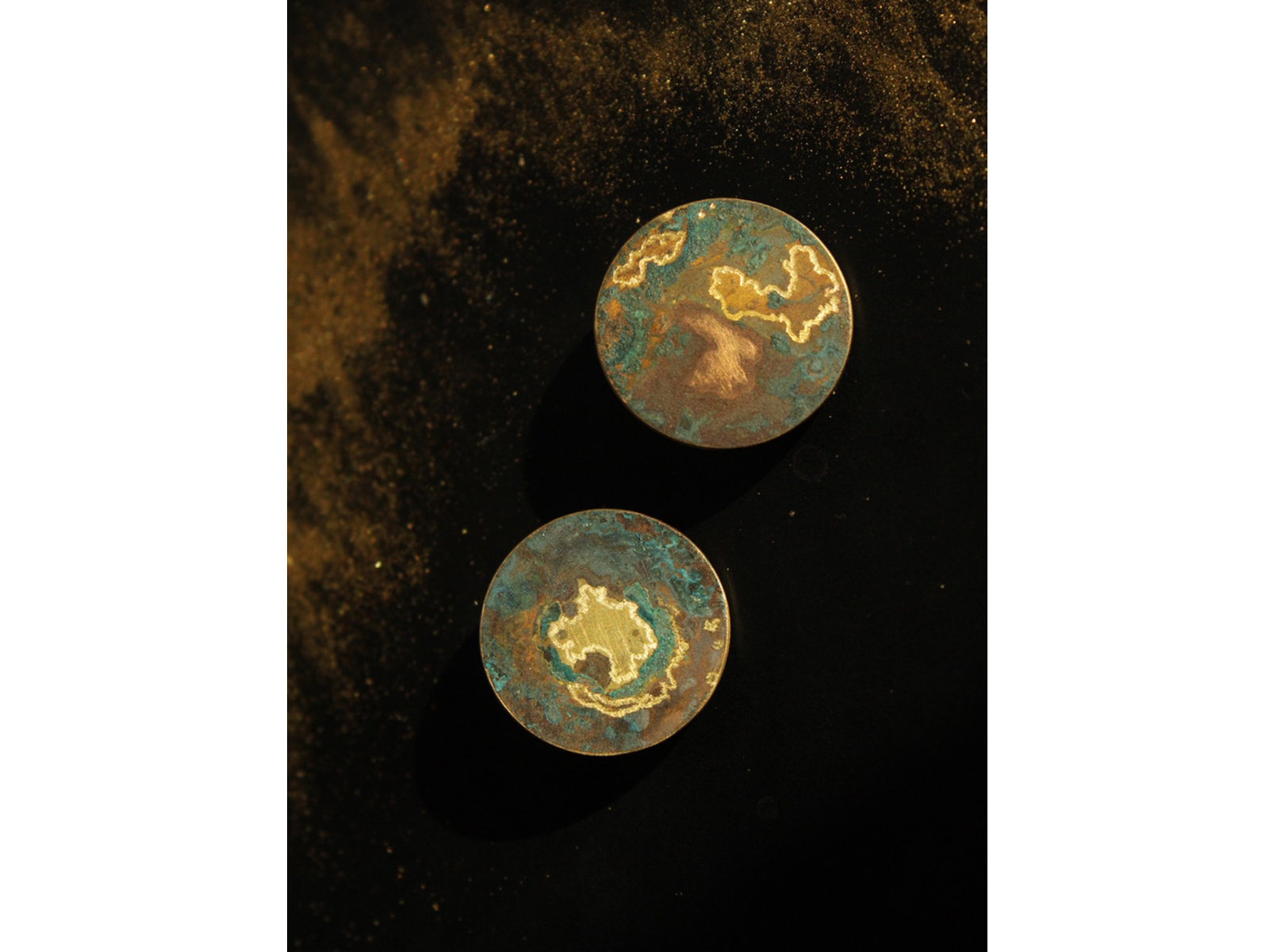 Luyten b_1.0_studs - Image 2