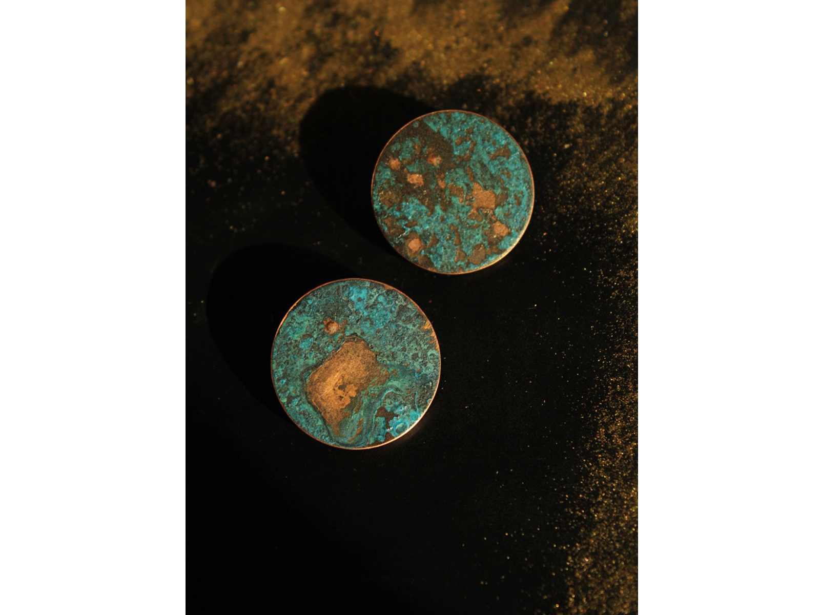 Luyten b 1.1_ studs - Image 2