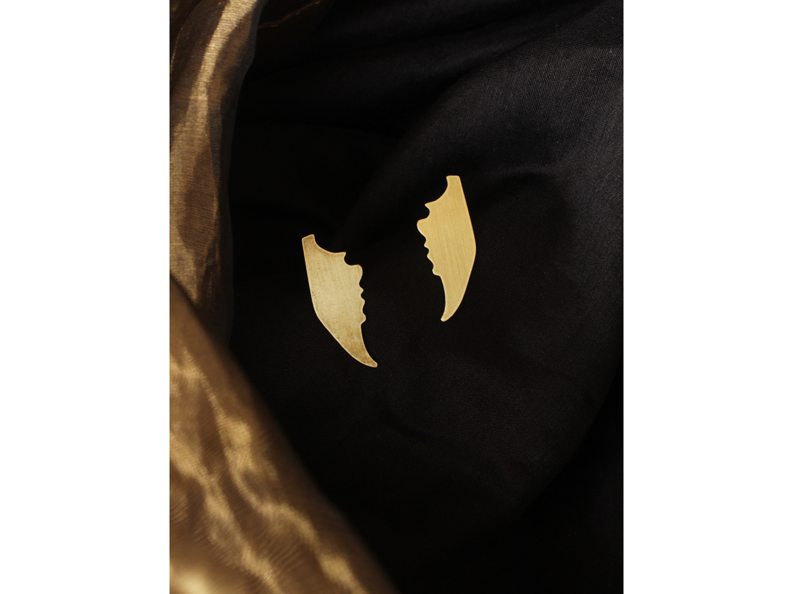 Pincer Studs - Image 4