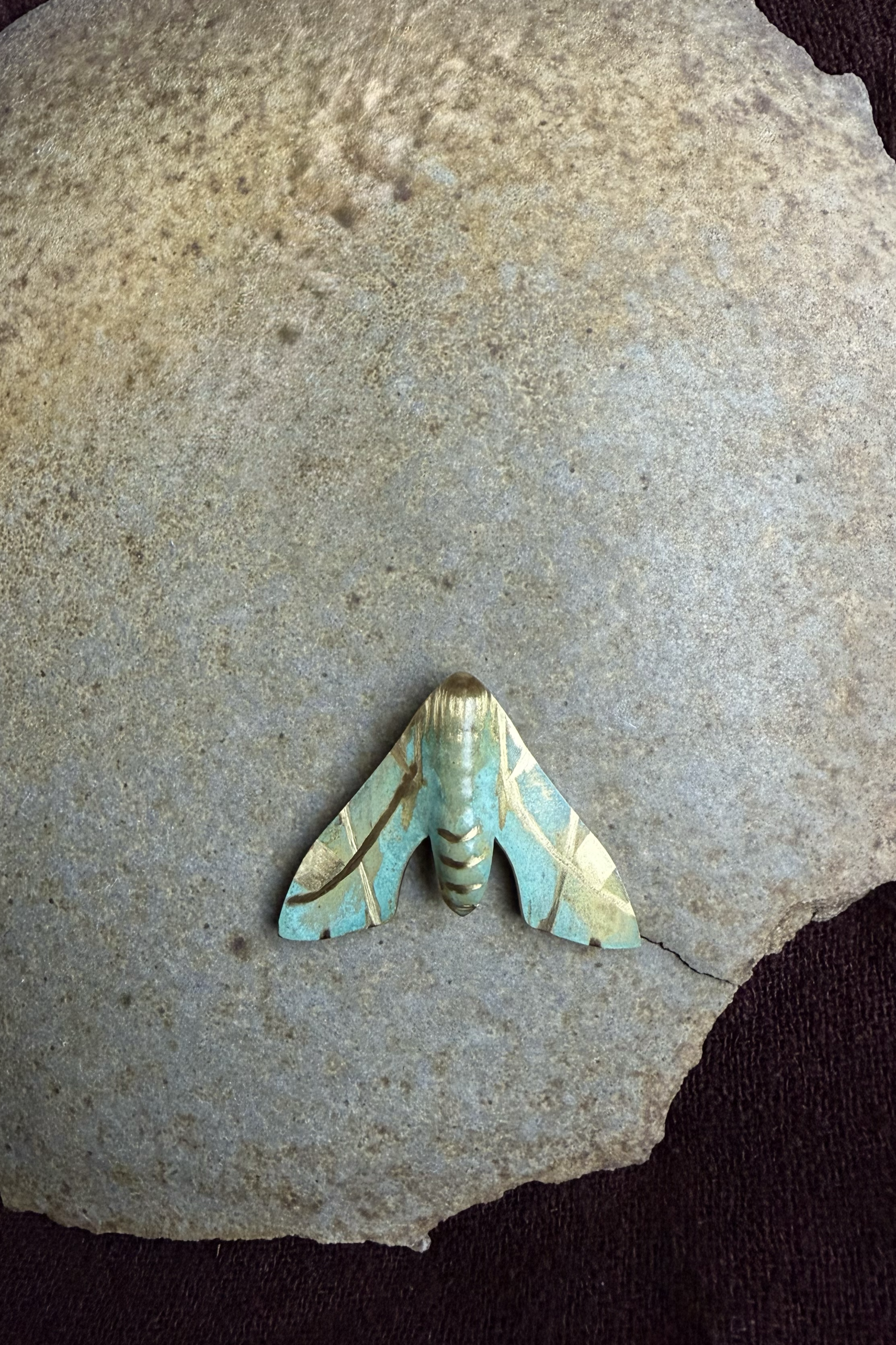 Hawk moth clasp_green